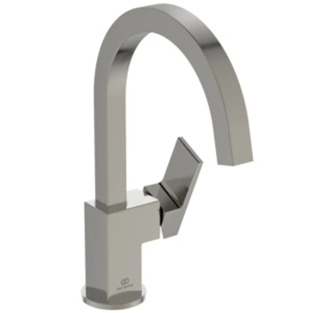 Ein moderner Waschtischarmatur von Ideal Standard mit hohem, geschwungenem Auslauf und seitlichem Bedienhebel. Oberfläche in metallischem Silber.